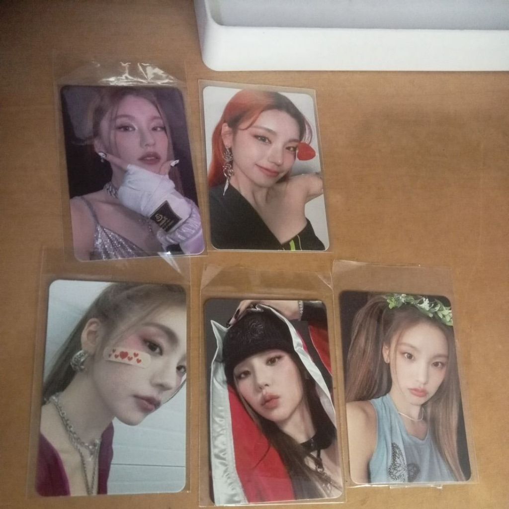 [READY] PHOTOCARD OFFICIAL YEJI