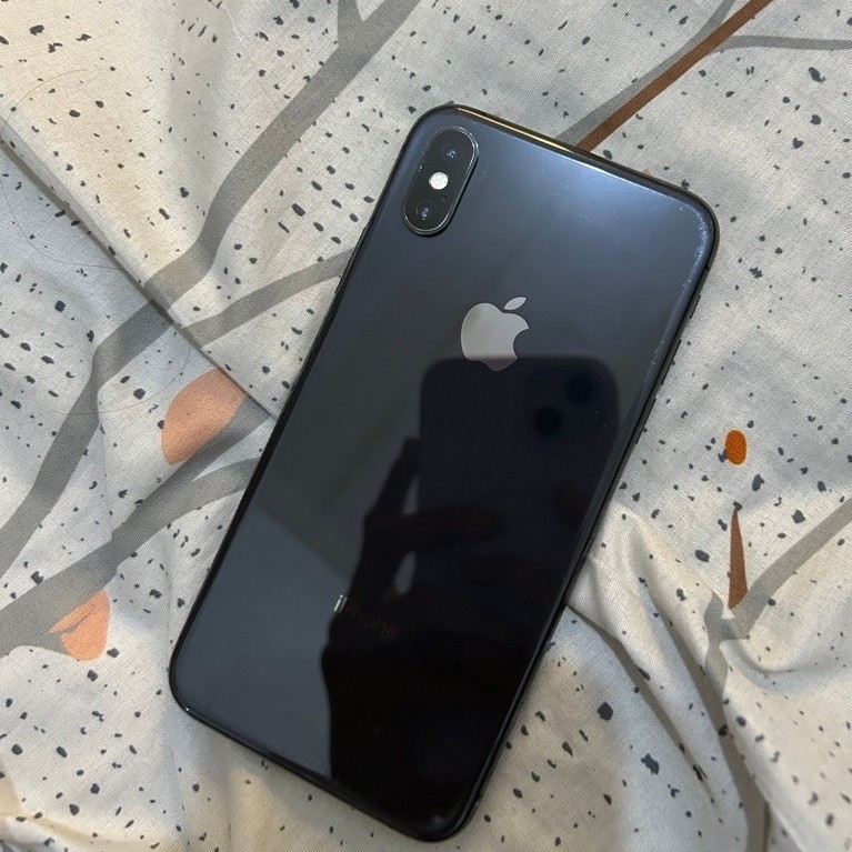 iphone XS second
