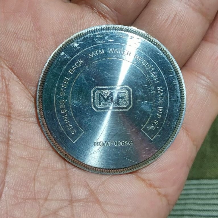 backdoor jam tangan mini Focus ukuran 44,7 mm