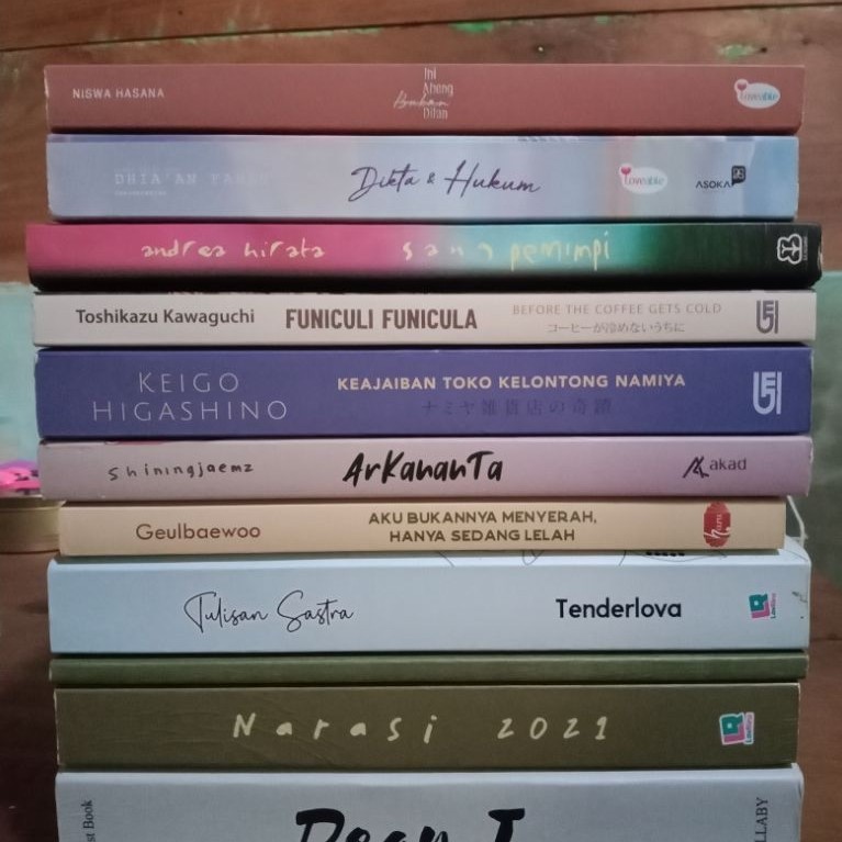Novel Preloved ORI / Buku Bekas Original / Buku Novel Preloved ORI Sang Pemimpi, Funiculi Funicula, 