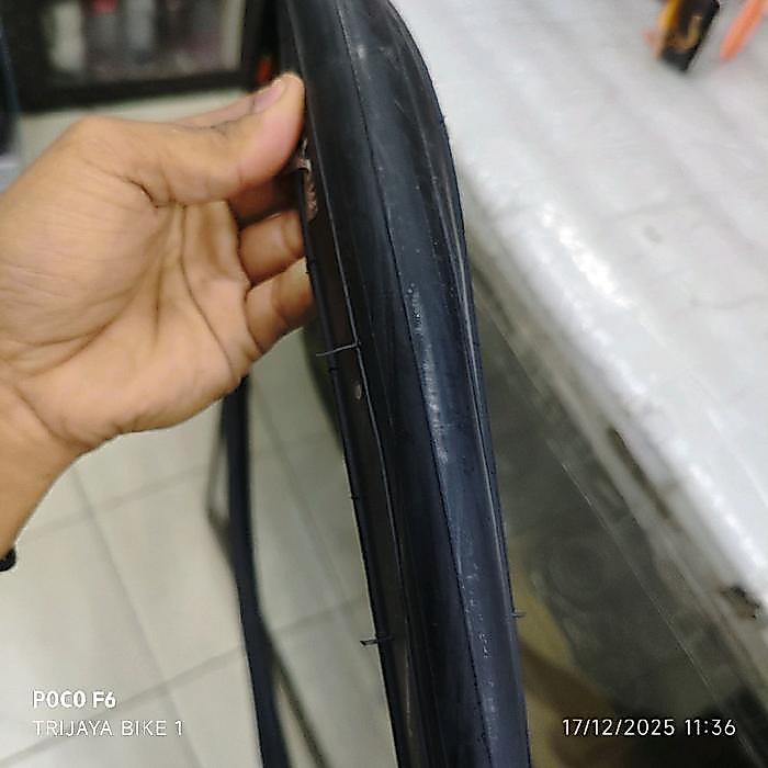 (1pcs) Ban Luar 700 x 25C Swallow Delitire SA-205 Slick Halus Hitam HARGA SATUAN Ban Luar Sepeda