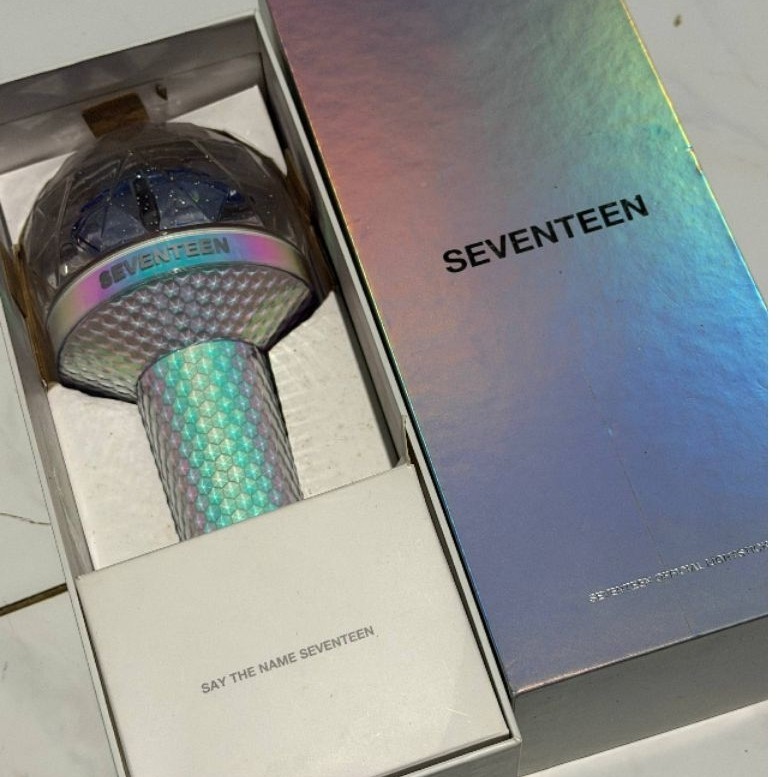 SEVENTEEN LIGHTSTICK VER 2 CARATBONG VERSION 2
