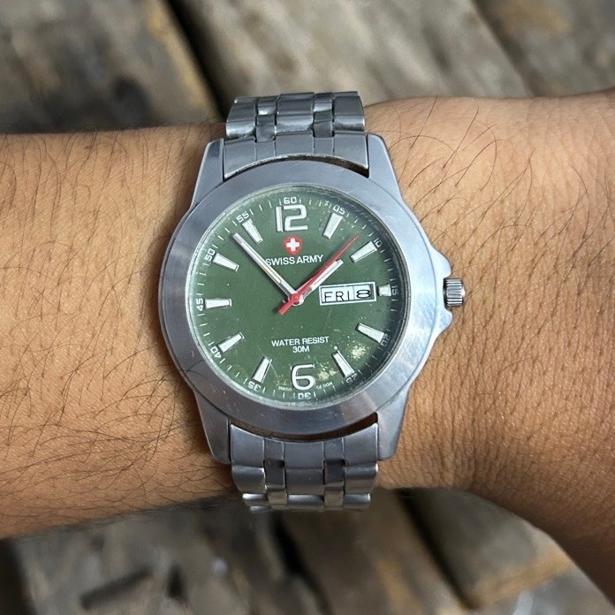 Jam Tangan Pria Swiss DHC Original Army Bekas