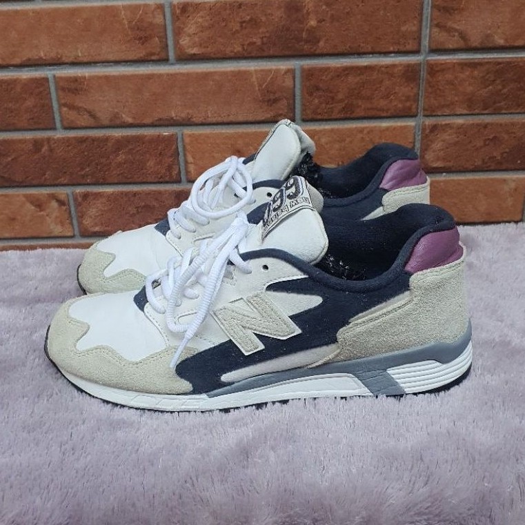 Sepatu New Balance 660 Size 42 Second Original