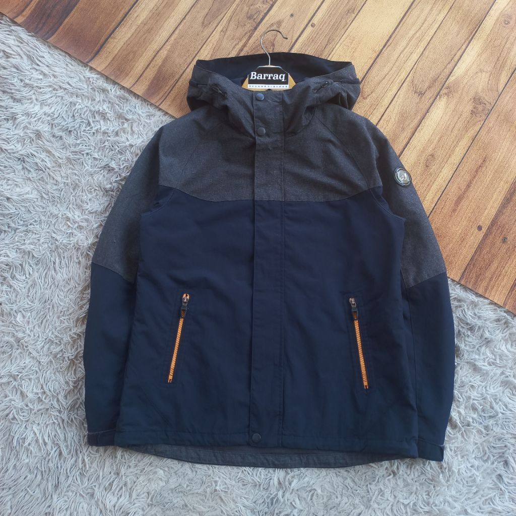 Jaket Outdoor Prospecs Tebal Kaku NOT gorpcore goretex blocktech running sports lightweight windbrea