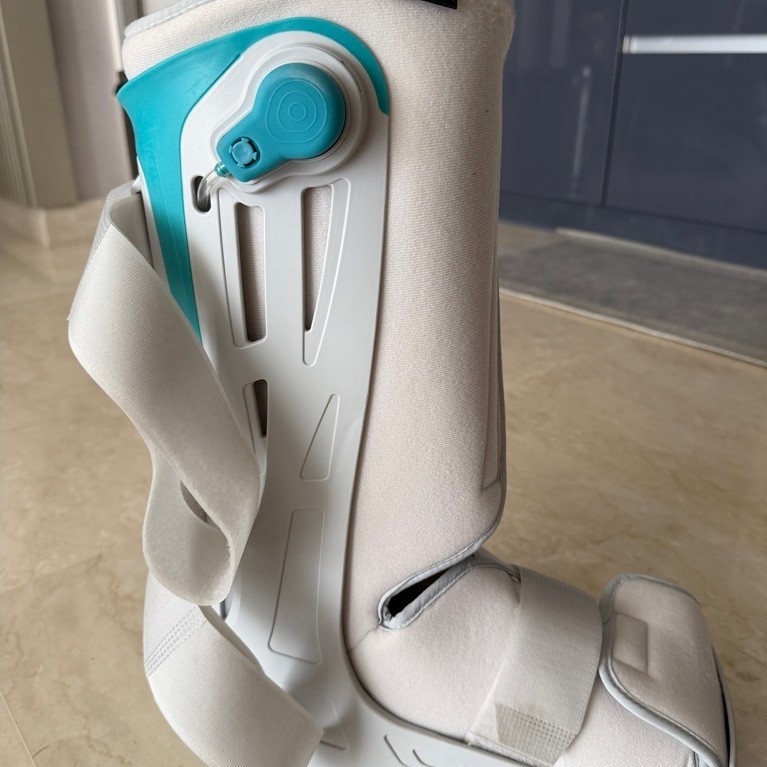 preloved sepatu orthopedic Elife D1 walker tinggi size L kondisi sangat mulus