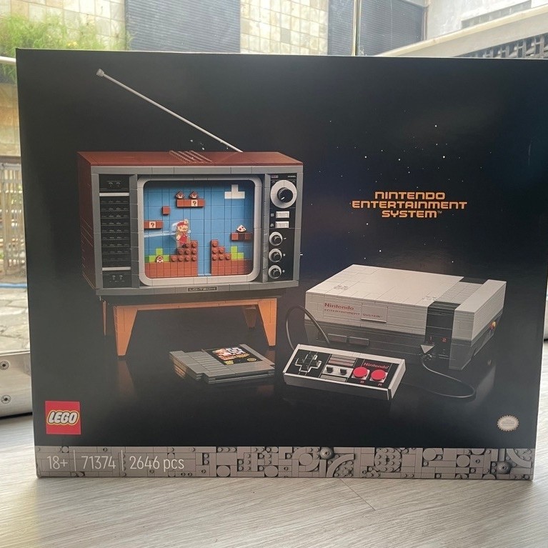 Lego 71374 Nintendo Entertainment System
