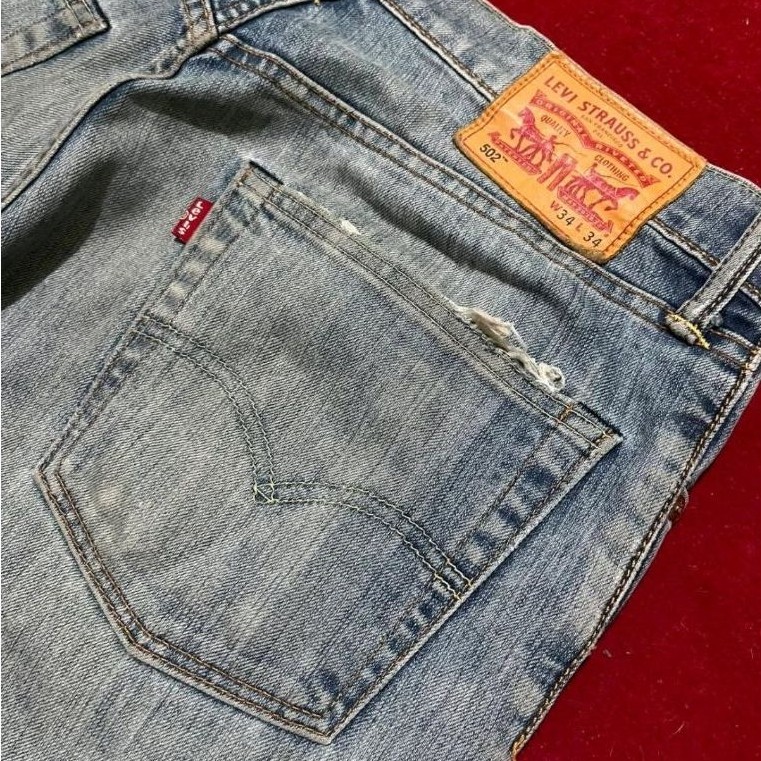 Levis jeans 502