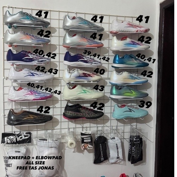 Sepatu Futsal Dan bola Ls Reborn