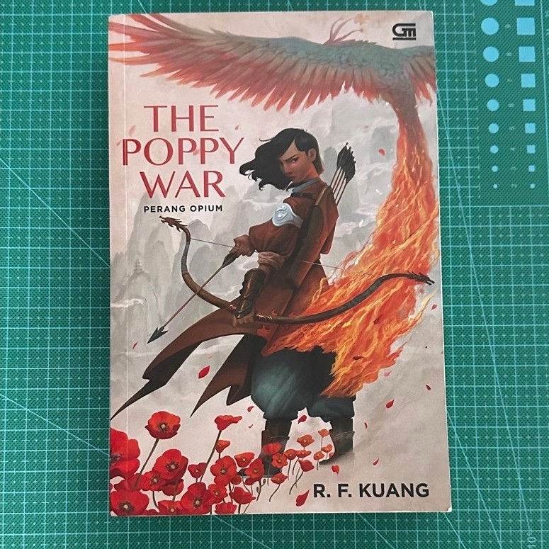 [PRELOVED] novel THE POPPY WAR LIKE NEW (baca deskripsi)
