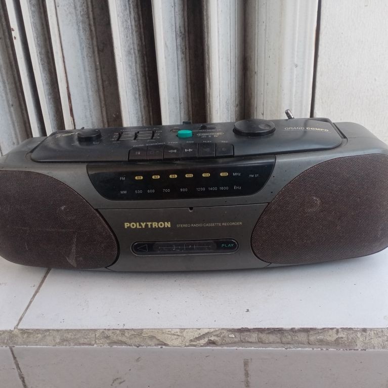 Radio Tape Compo Polytron GC 200KC