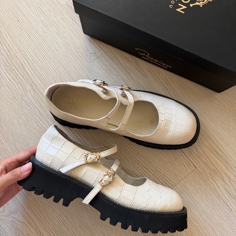 preloved meiraniap - pazzion shoes