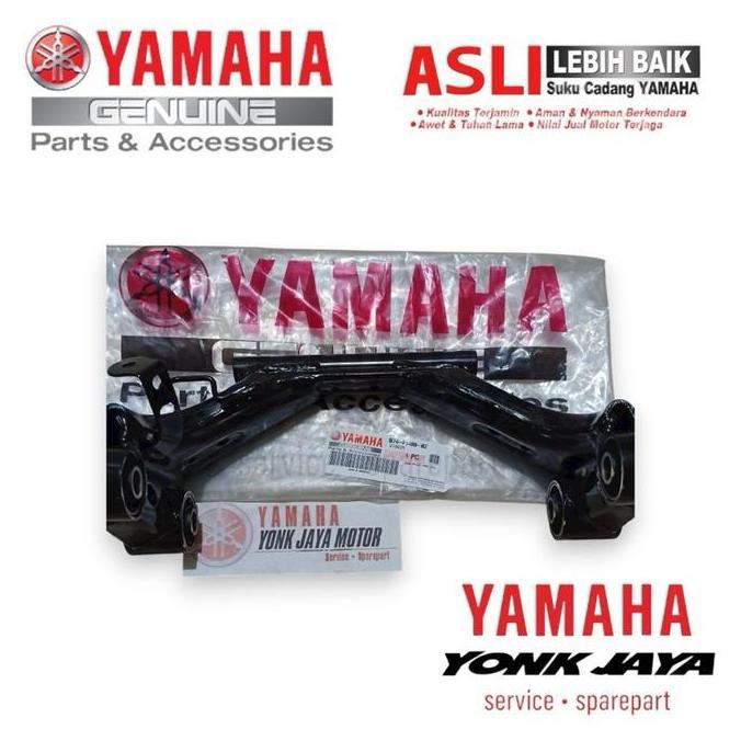 ENGINE BRACKET YAMAHA X-MAX B74-F1400-02
