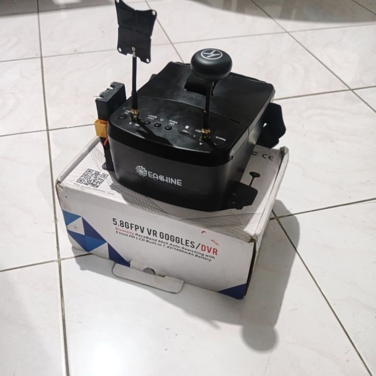 Eachine EV800D