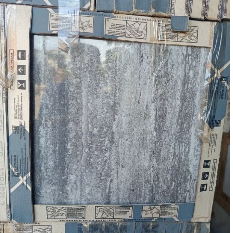 Keramik Lantai 50x50 Livorno Grey Rec Brand Platinum Kw b