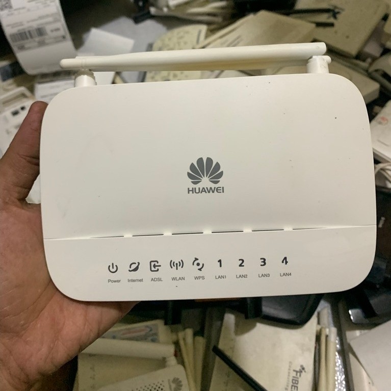 Huawei HG532D Wireless Router 300Mbps - Solusi Jaringan Rumah dan Kantor