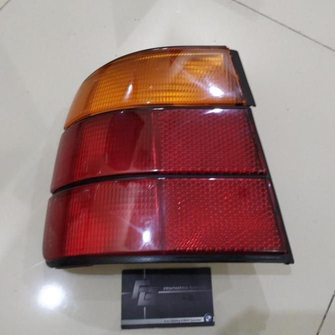 ORIGINAL BMW E34 LAMPU BELAKANG STOP LAMP KIRI SEIN KUNING TERBAIK