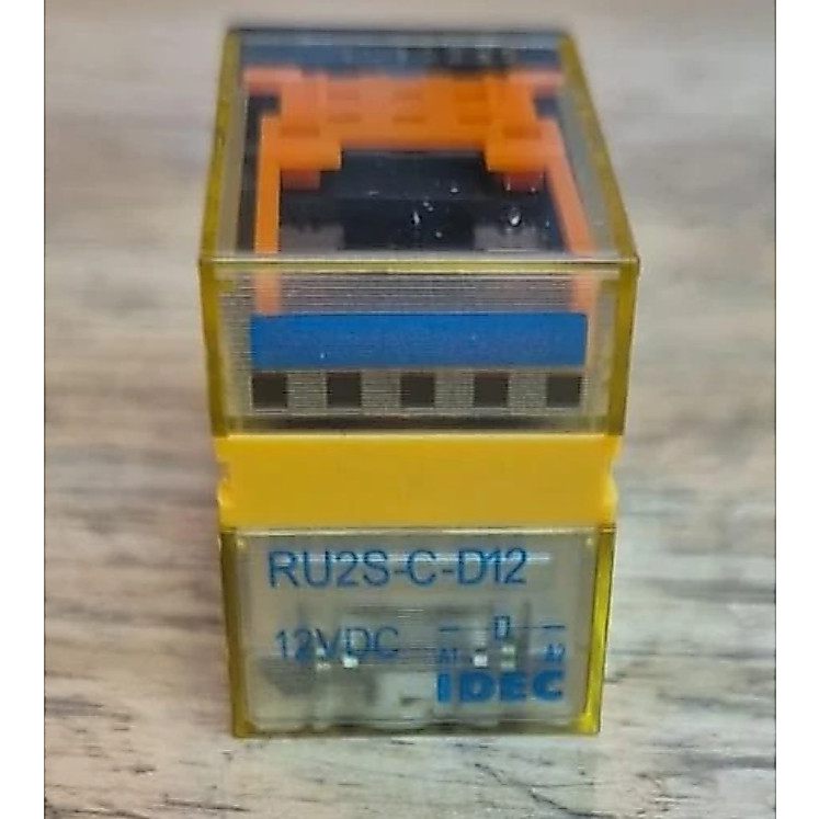 Idec RU2S-C-D12 Relay 12Vdc