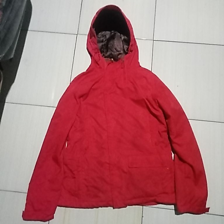 Jaket Gunung Burton