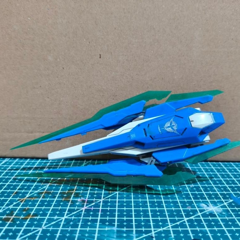 MG OO Qan GN Shield & GN Sword Bits OOQ Gundam Junk Bandai 2nd 002