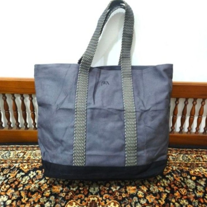 Tas Tote bag uniqlo x jw Anderson