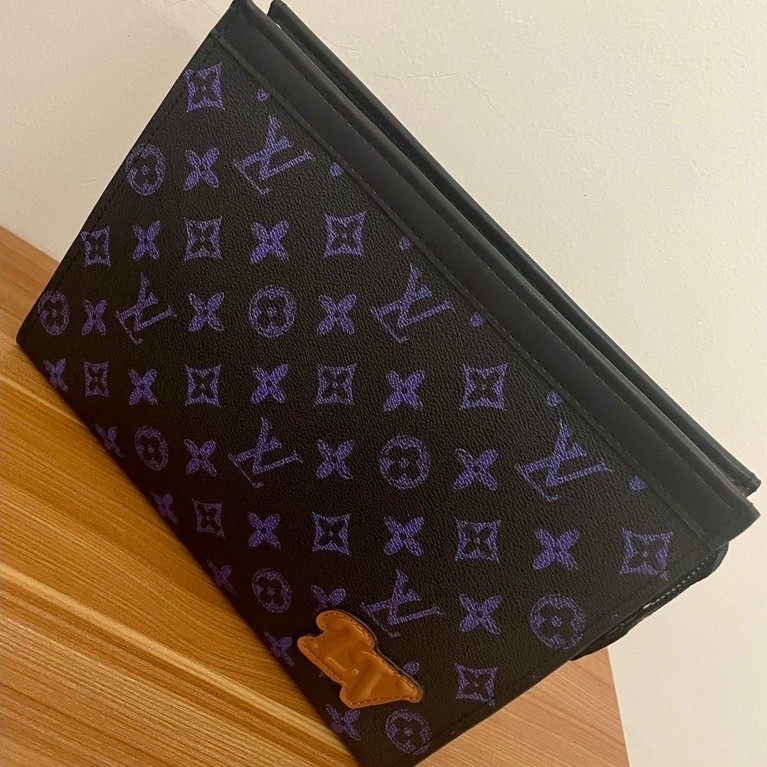 tas LV premium mirror (second)