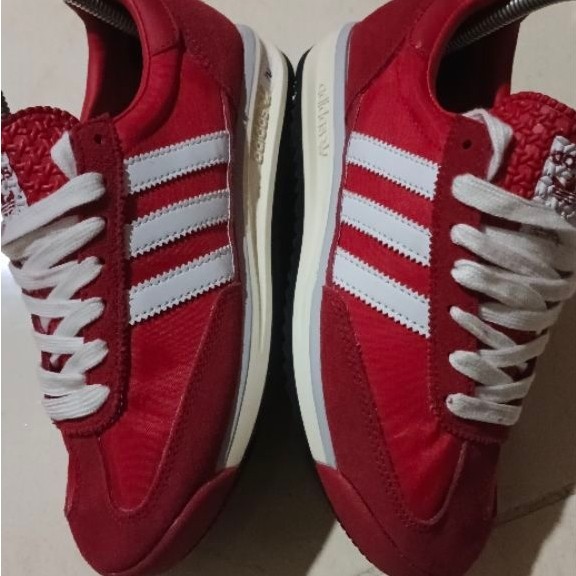 Second Sepatu Sneakers Pria Wanita Merah Ukuran 37 23