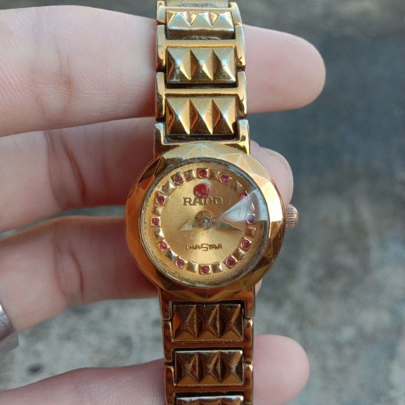 Jam Tangan Wanita Rado Diastar Warna Gold