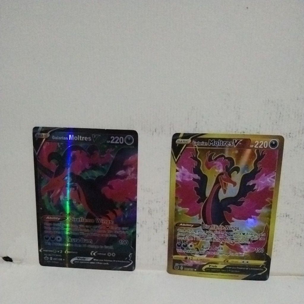 Paket Kartu Pokemon GX Galarian Moltres V
