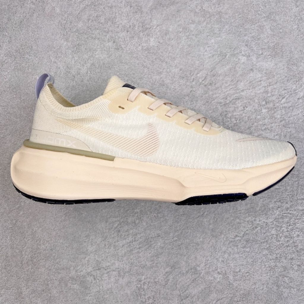 Invincible Run 3 Flyknit Light Cream ZoomX