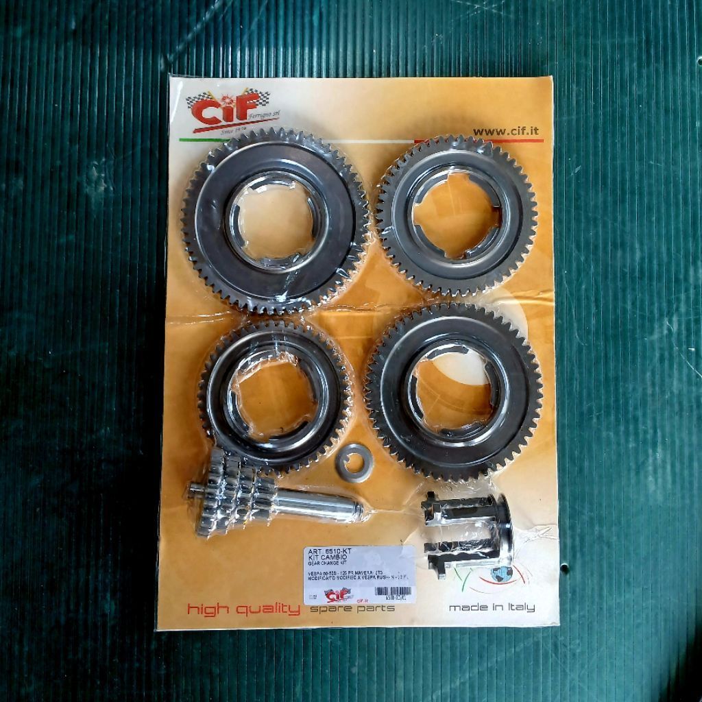 Satu Set Gigi Gear 4 Speed Vespa PTS Special PK Asli Italy