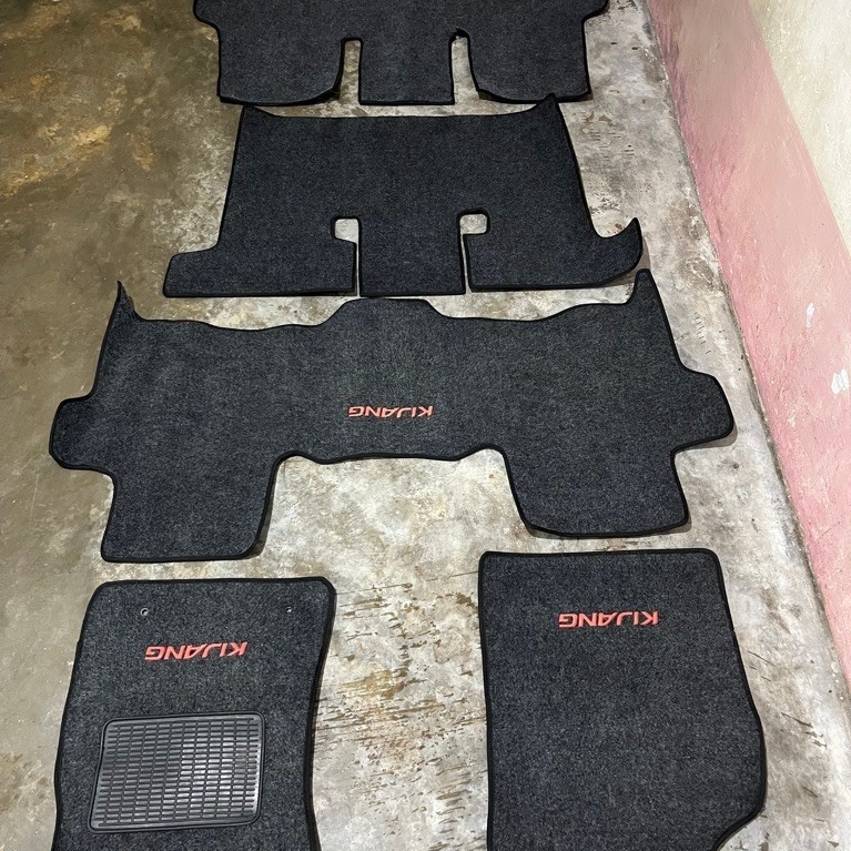 karpet kijang innova lama