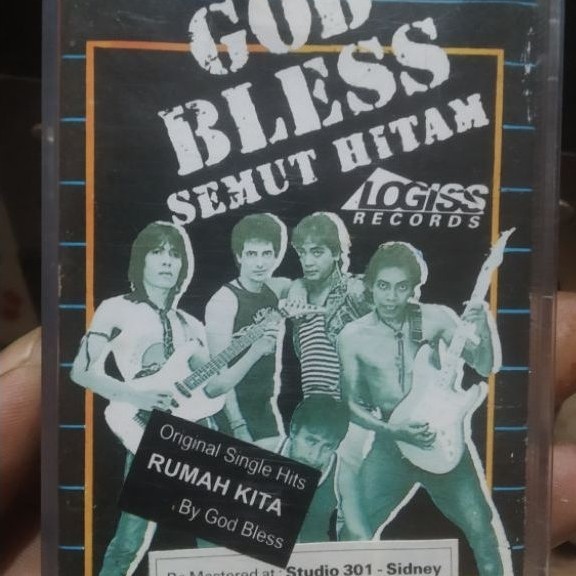kaset pita god bless-semut hitam
