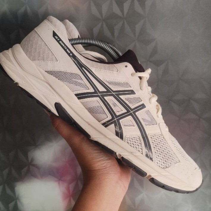 sepatu Asics SZ 44,5 second bekas preloved