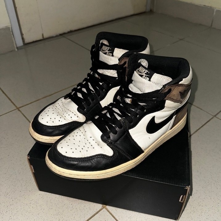 USED Nike Air Jordan 1 Hi Retro “Dark Mocha”