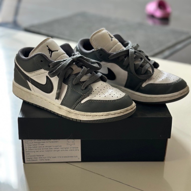 Preloved Original Nike Air Jordan 1 Low (GS) kids