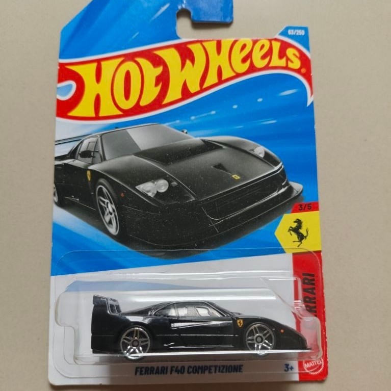 Hotwheels_Ferarri_f40