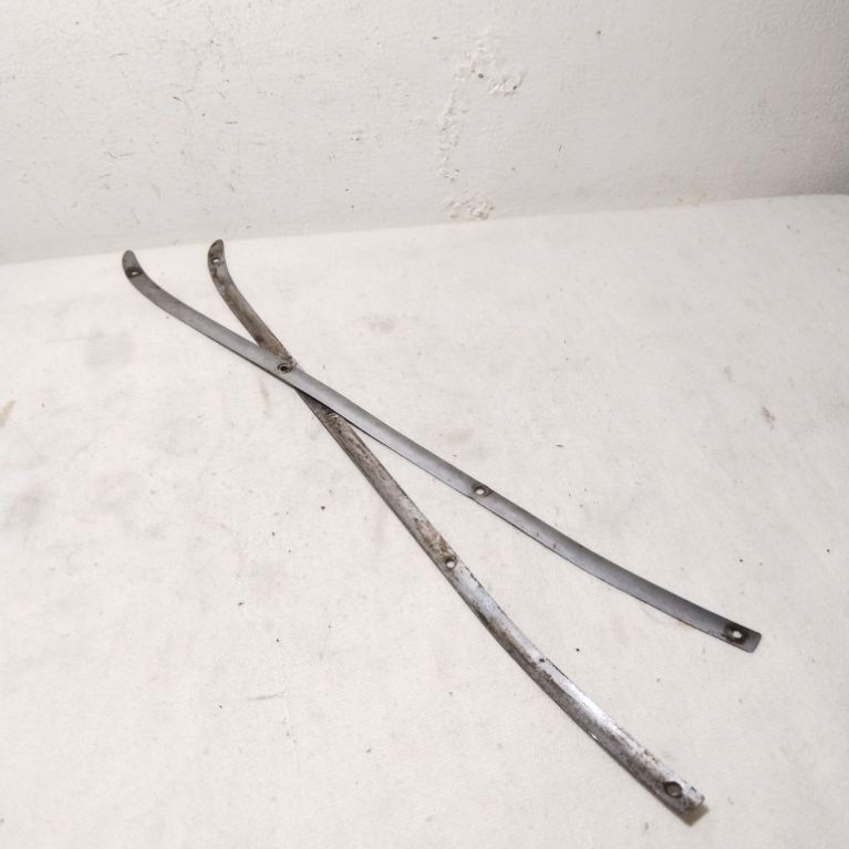 list pedang list lidah tengah list karpet tengah vespa sprint super vbb vnb original