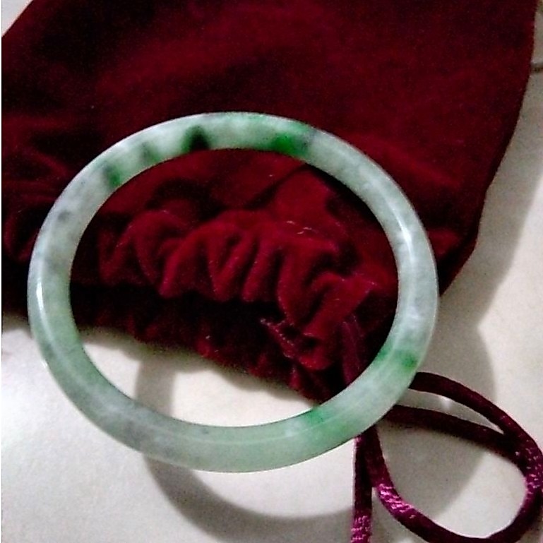 Gelang giok kesehatan ( asli batu giok )