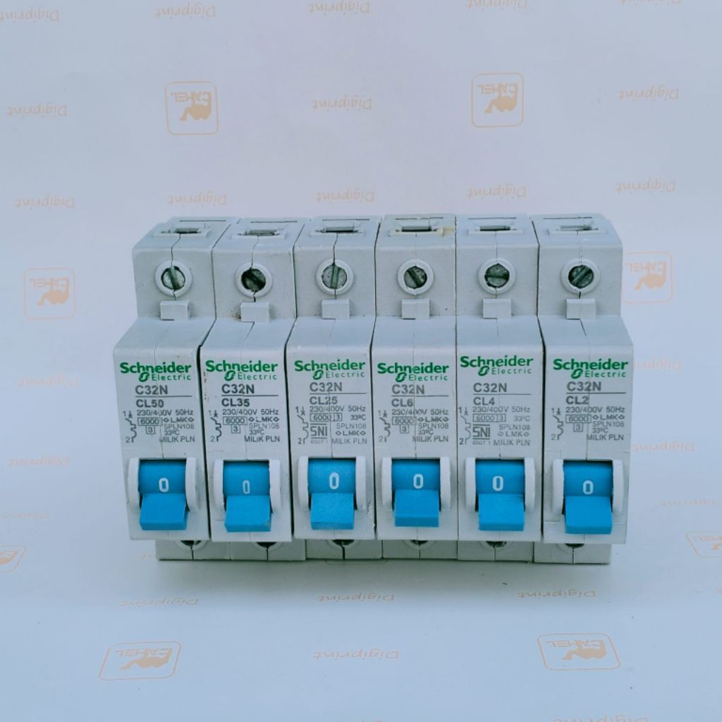 mcb pln schneider 1phas 4A