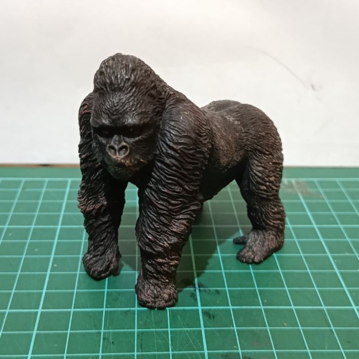 action figure gorilla collecta
