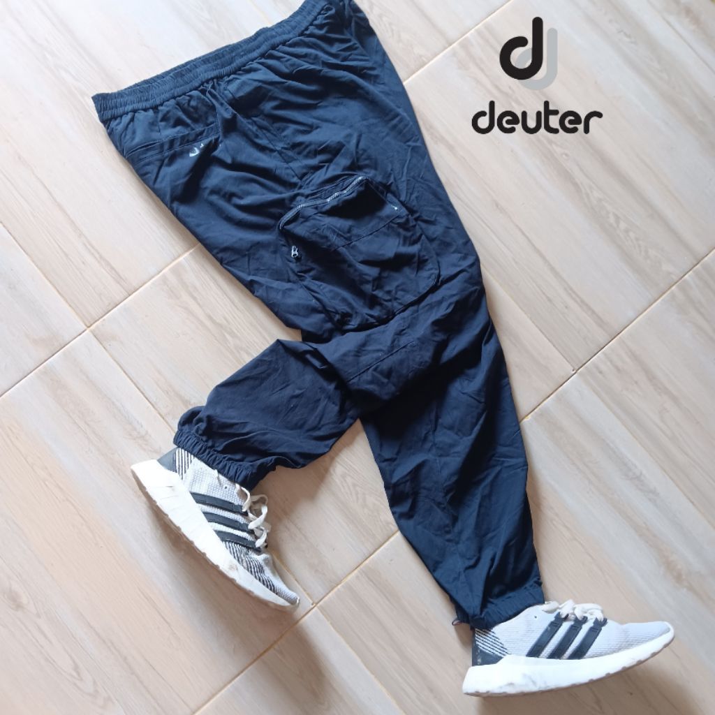 celana cargo deuter