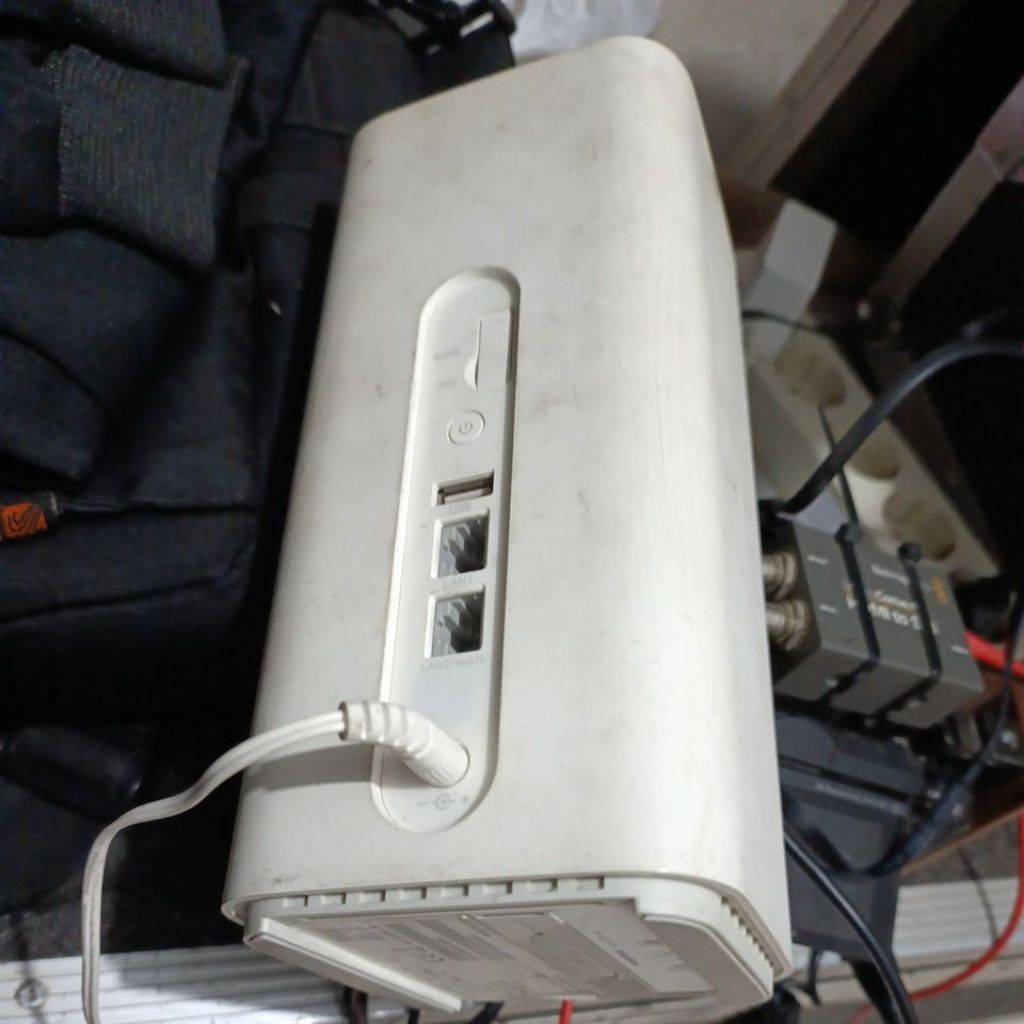 Huawei B818 260 minus port lan TDK connect