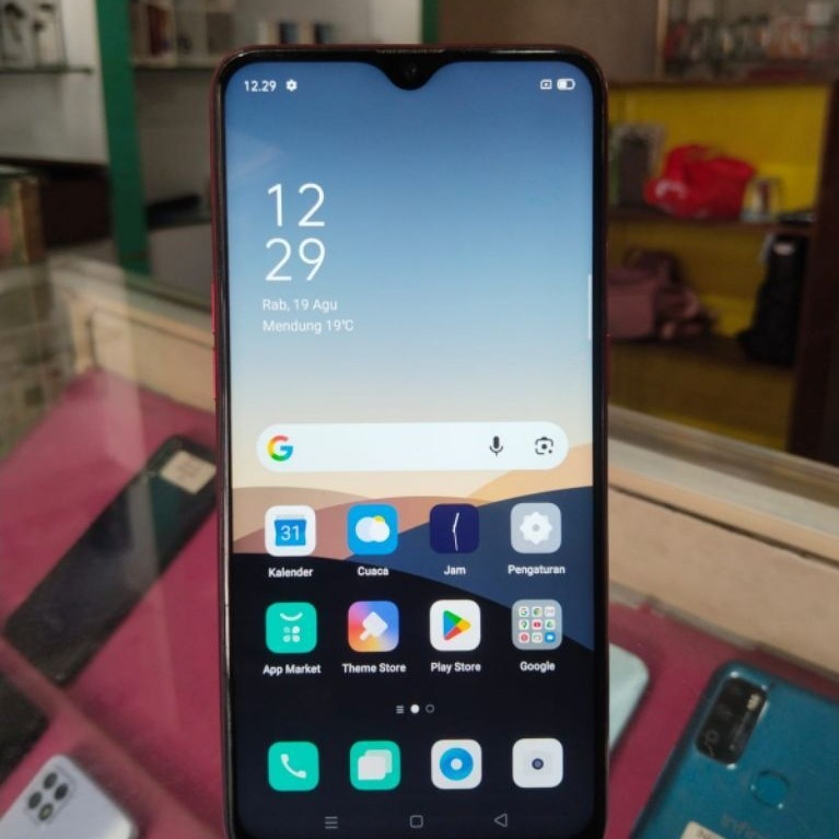 HP SECOND MURAH BERGARANSI OPPO F9 RAM 4 /64 BATANGAN LCD ORIGINAL