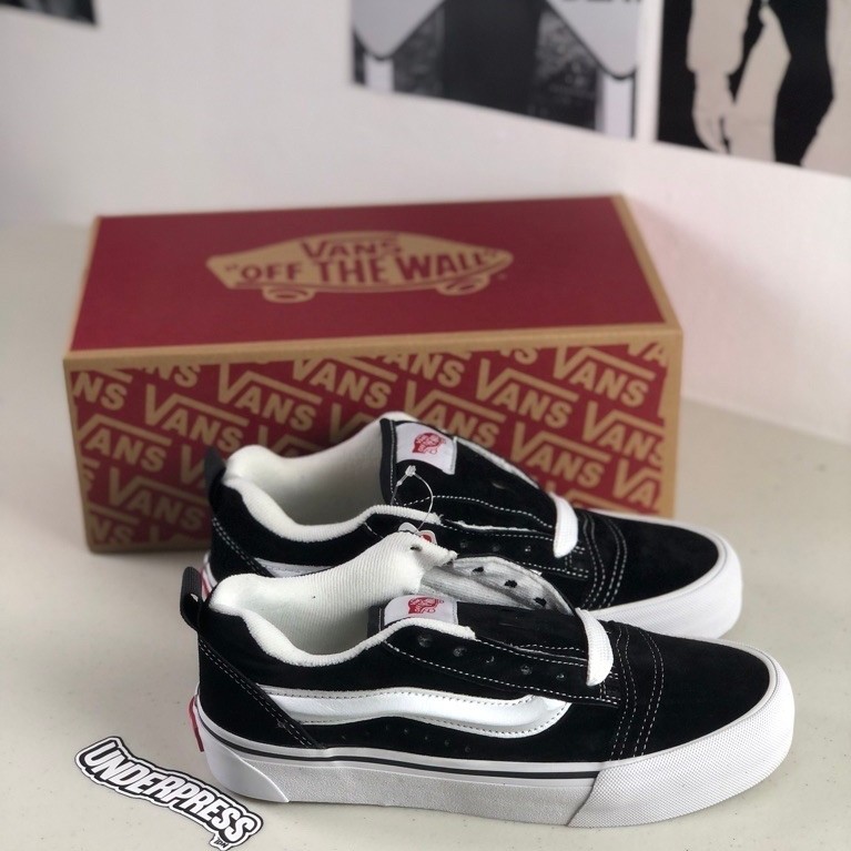 SEPATU GENDUT BLACK WHITE