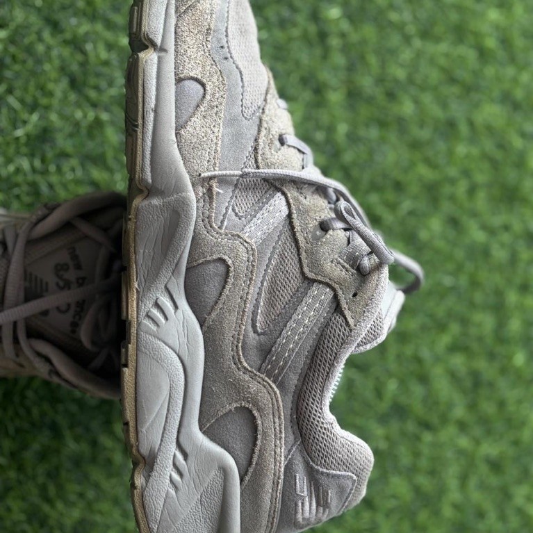 SEPATU SNEAKER PRIA Nb850