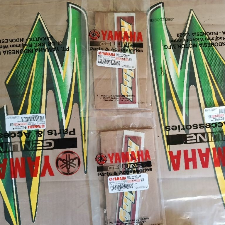SETRIPING 2002 HIJAU ORIGINAL Yamaha RX king 2003 Hijau