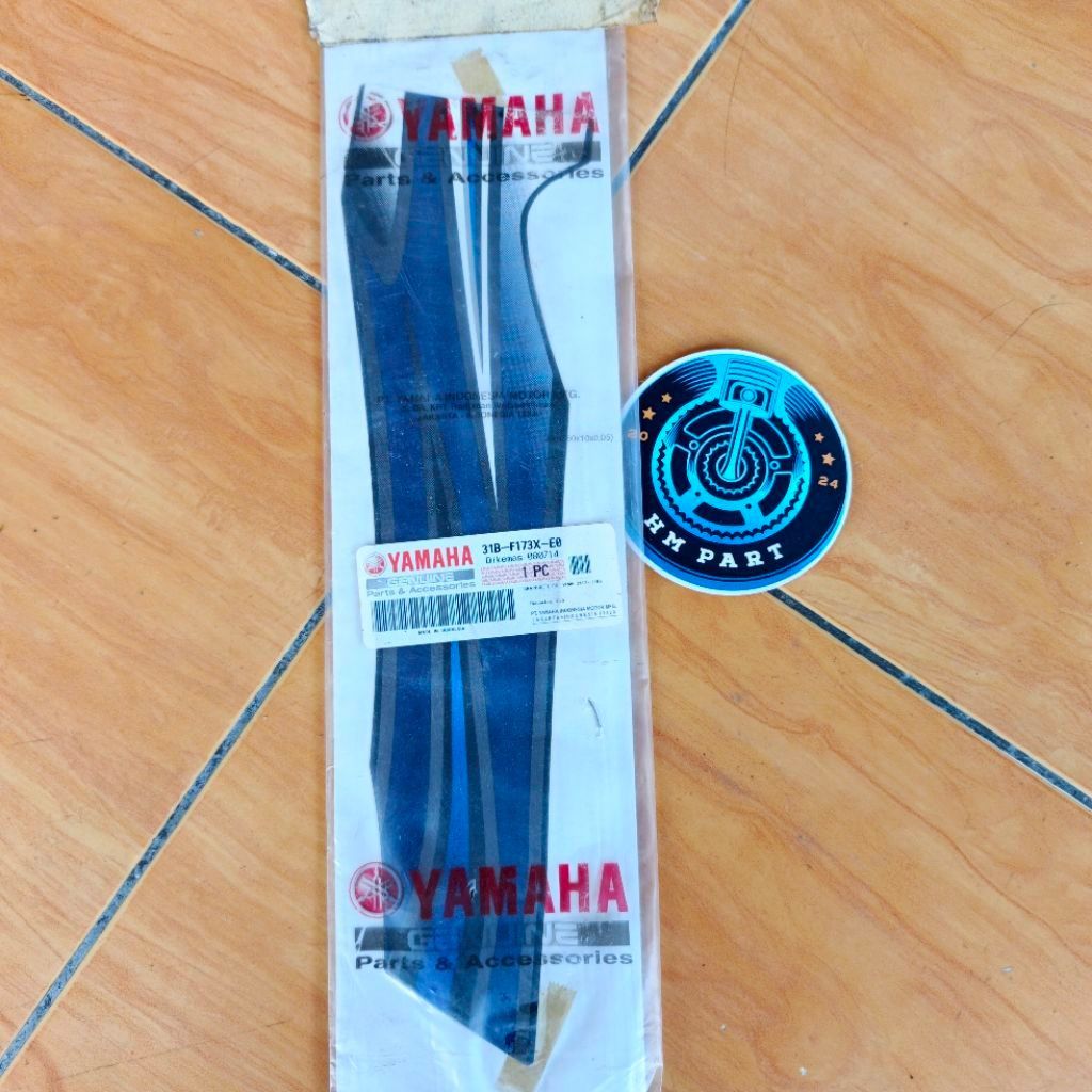 31B-F173X-E0 Striping jupiter z robot biru original ygp
