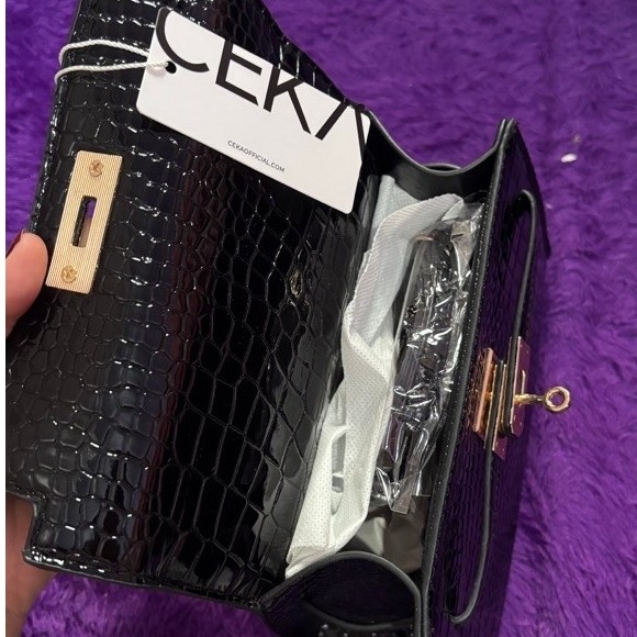 PRELOVE TAS MERK CEKA WANITA SELEMPANG HITAM NEW