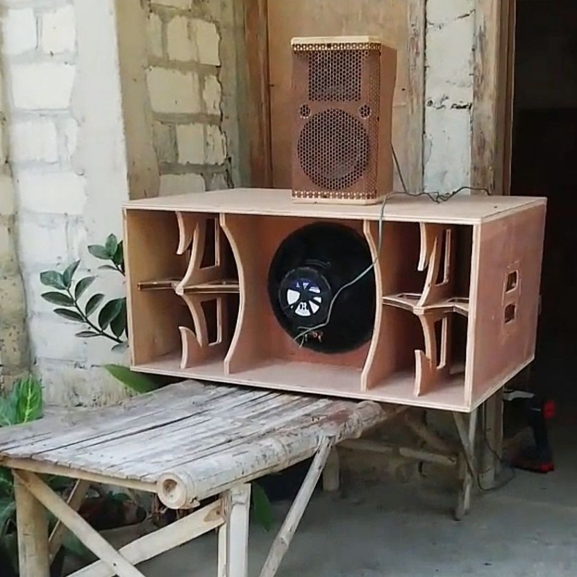 BOX TH N-MAX 12 INCH HALUS DAN RAPI